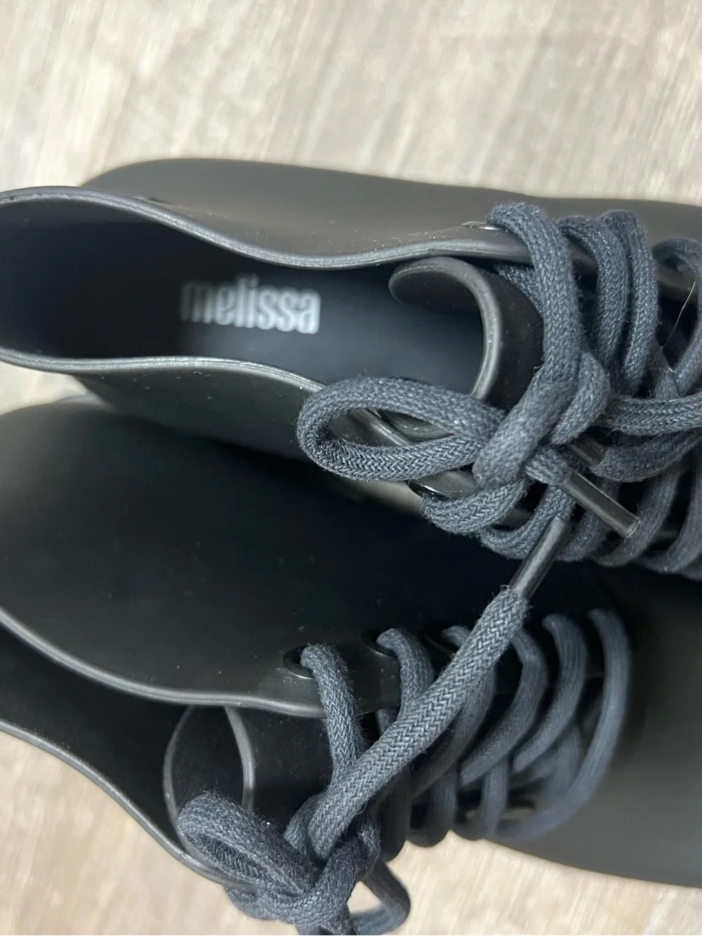 Melissa stylish black